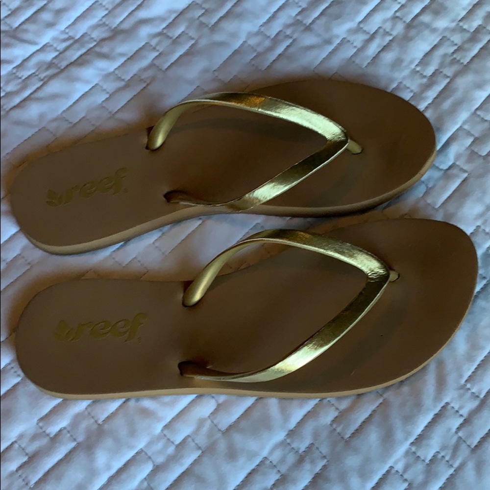 Women’s Reef Flip Flops - Size 8-9 - Gold
